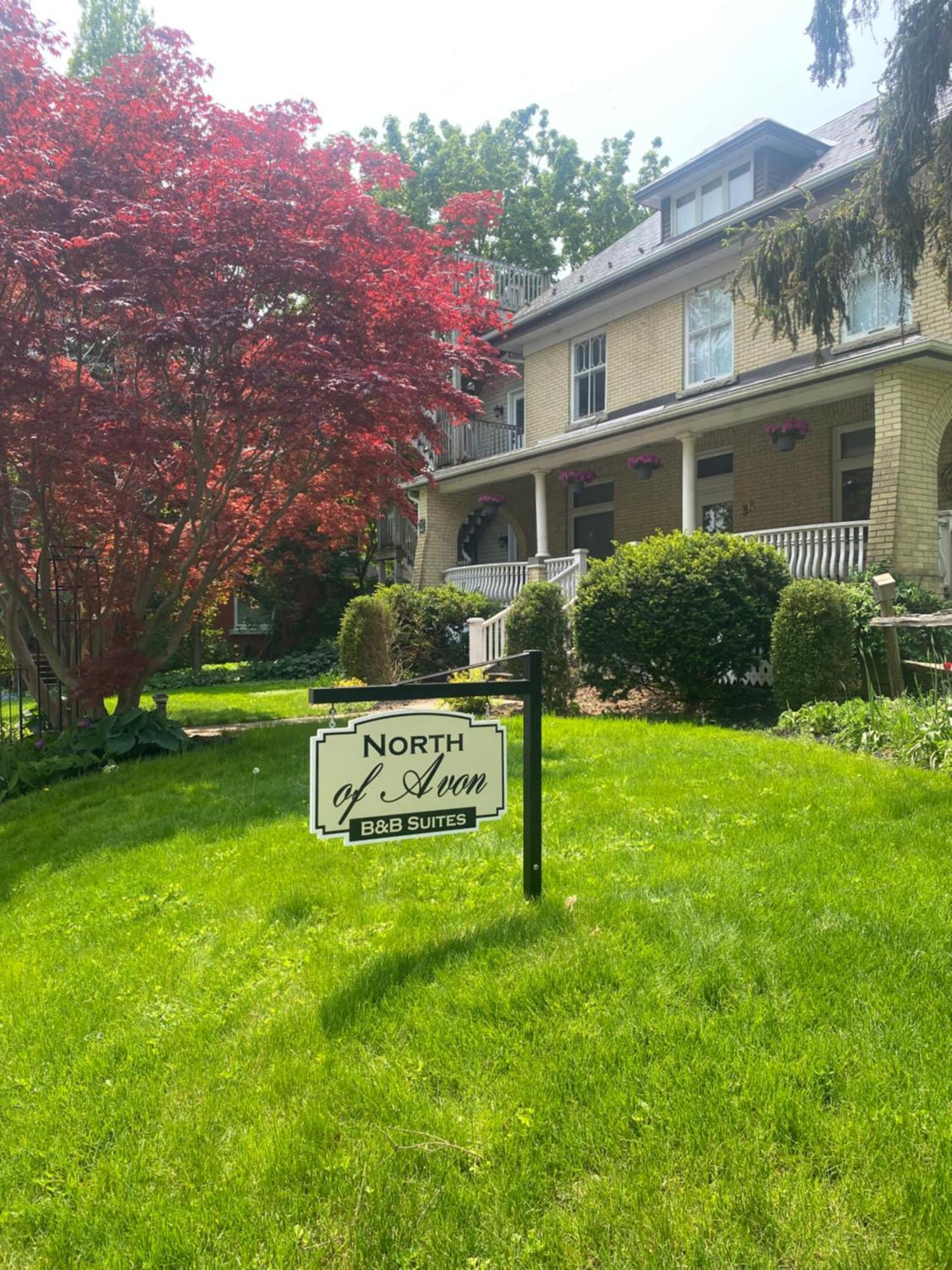 North Of Avon B&B Suites Stratford Exteriör bild